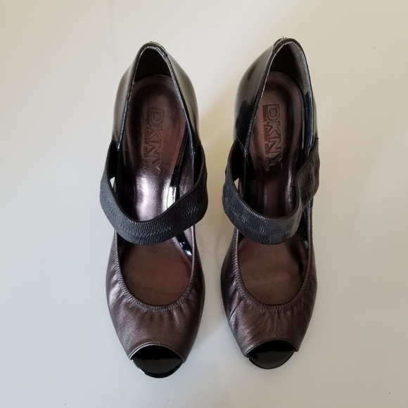 DKNY Peeptoe shoes - Picture 3 of 4